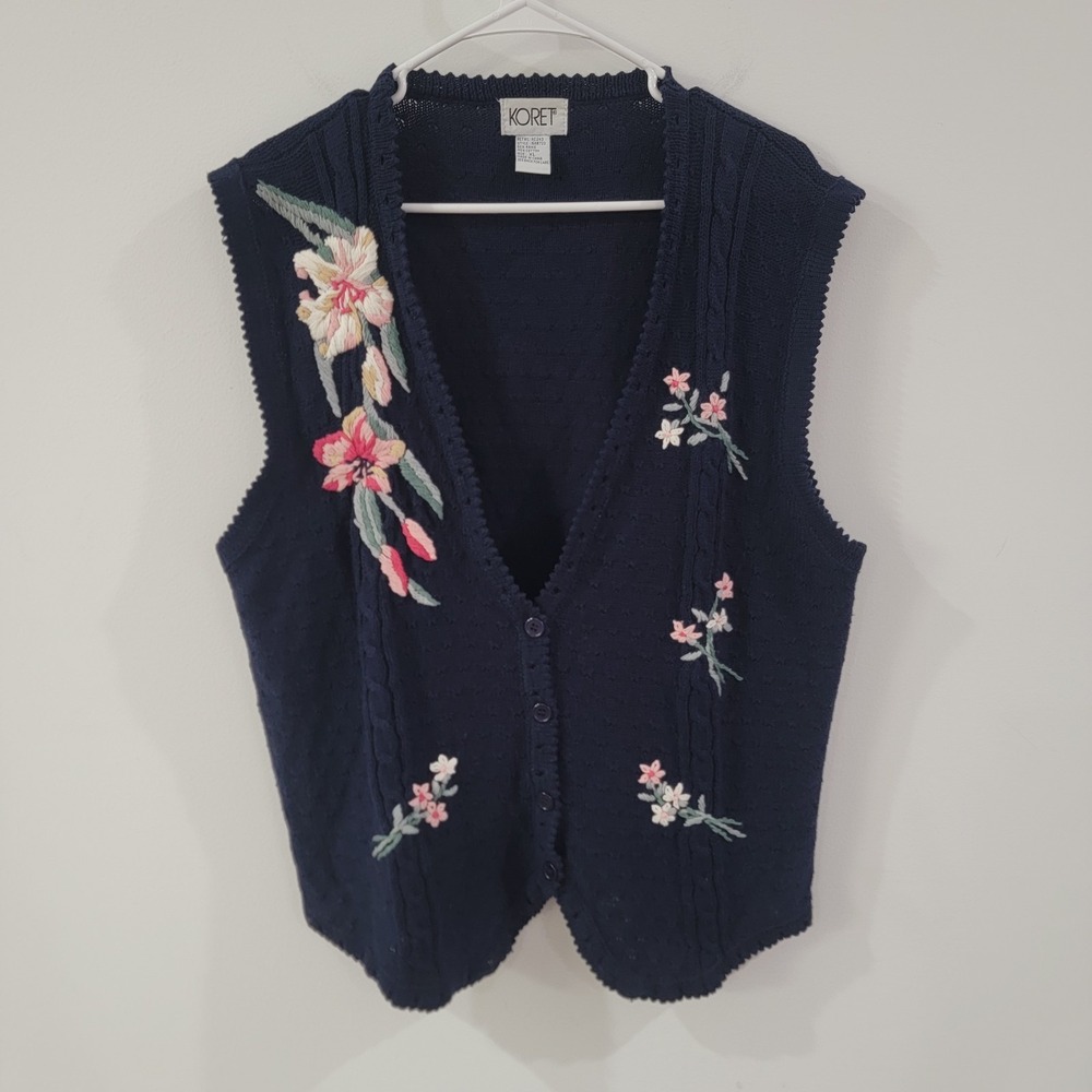 Vintage Womens Sweater Vest Size XL Floral Embroidered Pointelle Cottage Fairy